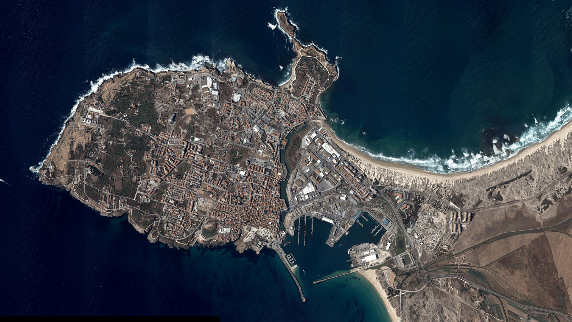 Ortofotomapa de Peniche em cor verdadeira (RGB)